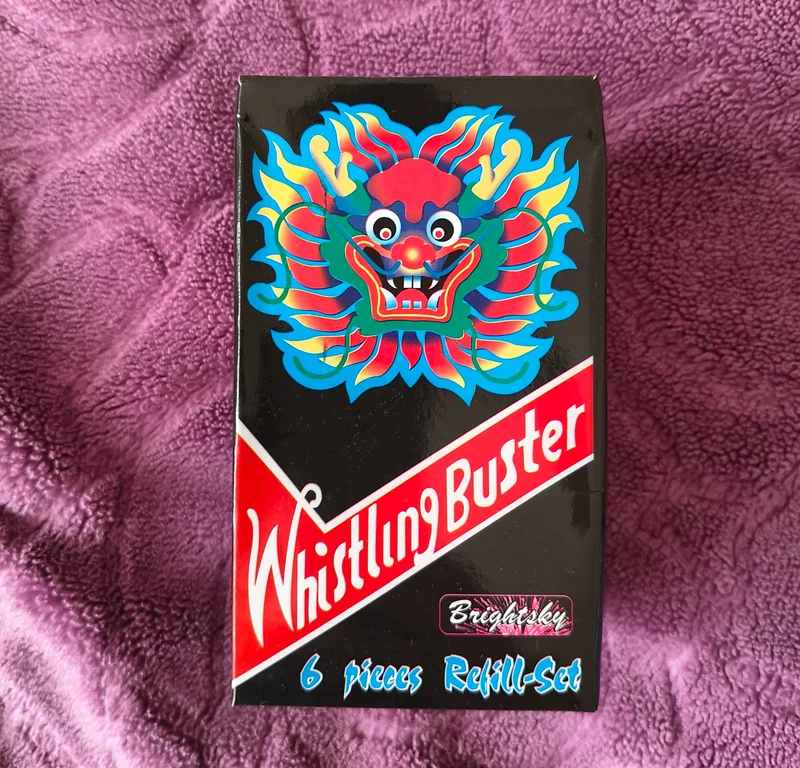 Whistling Buster  – zdjęcie 1 z 2
