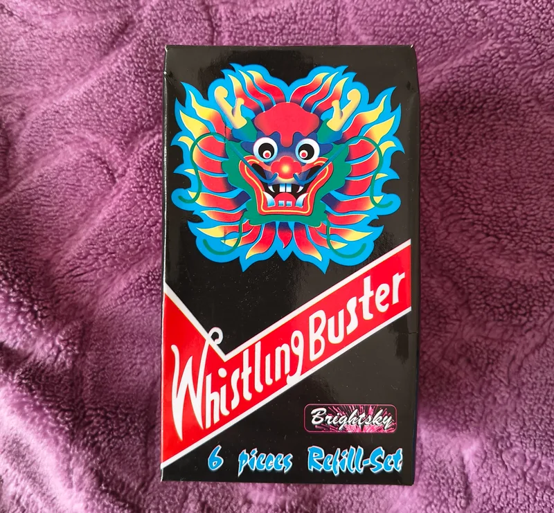 Whistling Buster  – zdjęcie 1 z 2