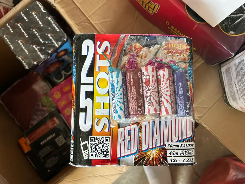 Red daimonds+ gratis 5 szt tb5 – zdjęcie 1 z 1