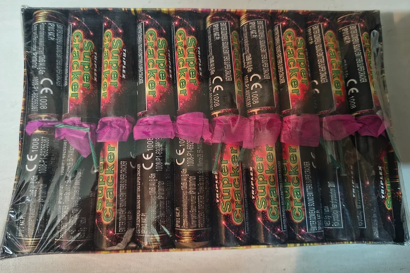 Emitery dzwięku Super Cracker Triplex  – zdjęcie 1 z 2