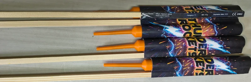 Thunder Rocket Pentapolis Titanium Salute  – zdjęcie 1 z 1